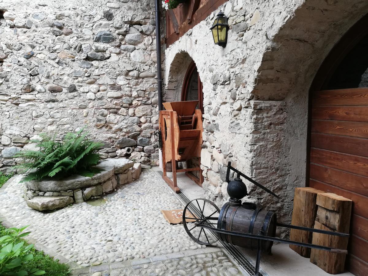 桑泽诺Agritur Ciastel别墅 外观 照片